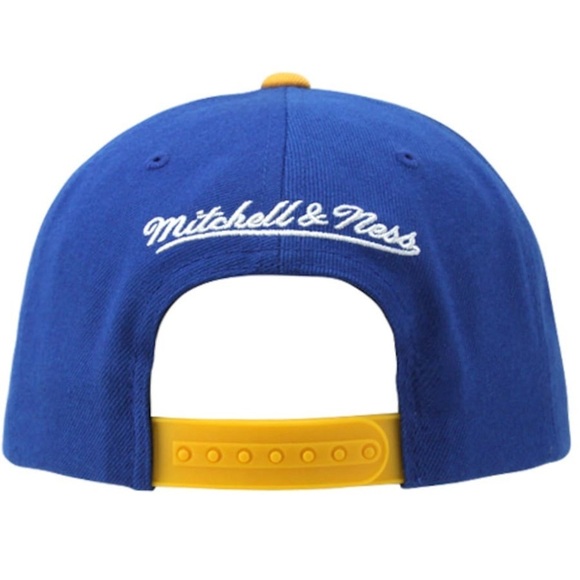 NBA • Men’s Mitchell & Ness Golden State Warriors Logo Two Tone Snapback Hat - Picture 5 of 8